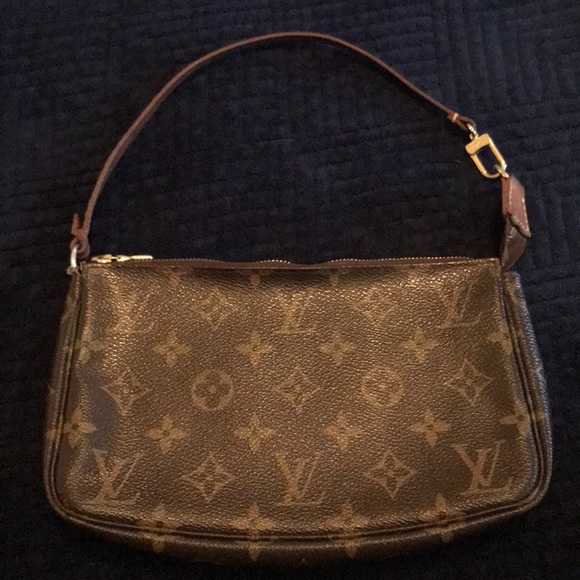 Authentic Louis Vuitton Pouch - Picture 8 of 8